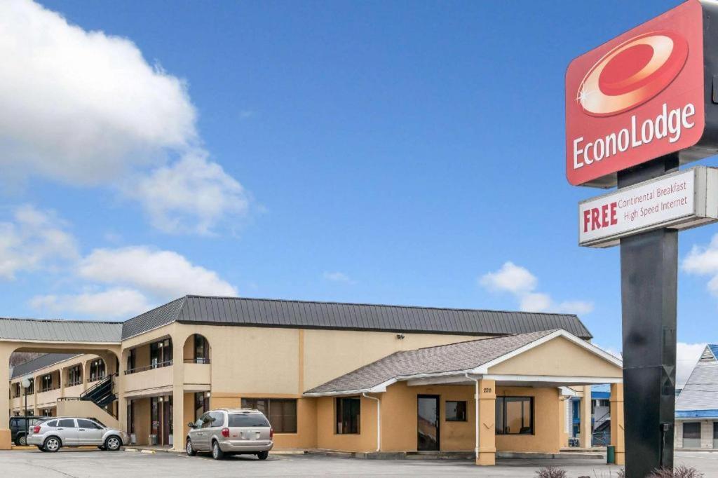 Econo Lodge Seymour Exterior photo
